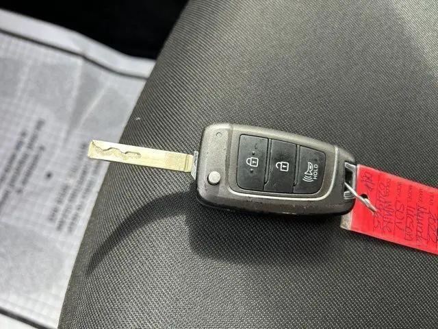 2022 Hyundai Tucson SE