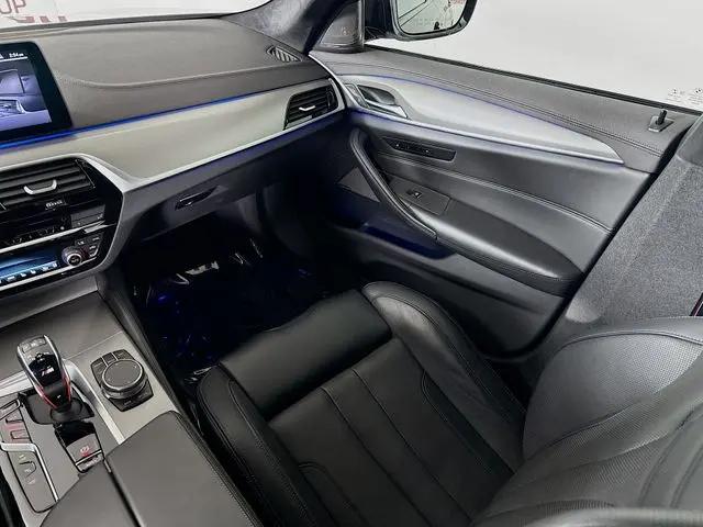 2023 BMW M5 Standard