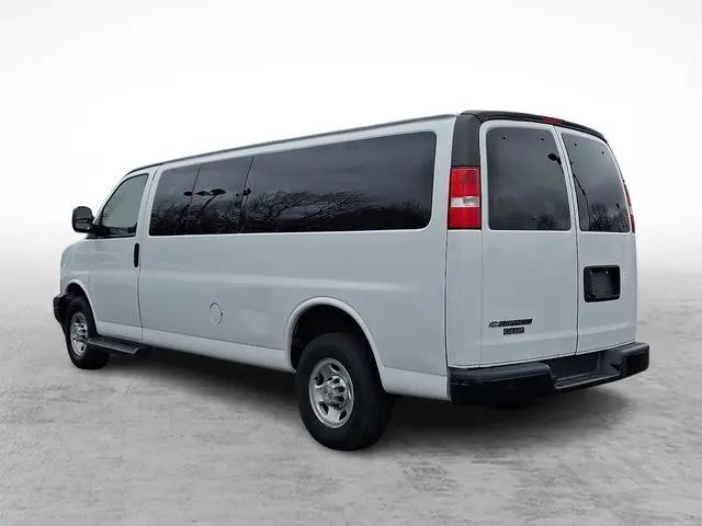 2023 Chevrolet Express Passenger RWD 3500 Extended Wheelbase LS