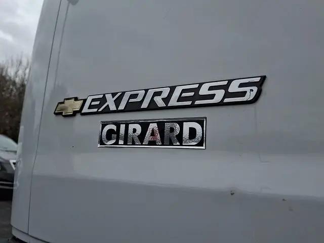 2023 Chevrolet Express Passenger RWD 3500 Extended Wheelbase LS
