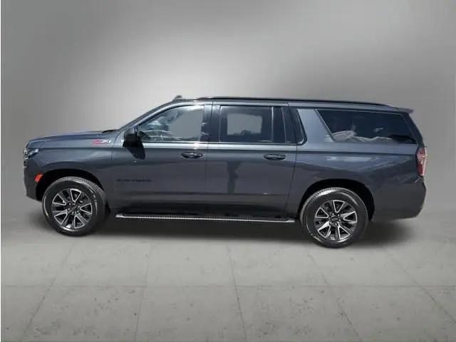 2022 Chevrolet Suburban 4WD Z71