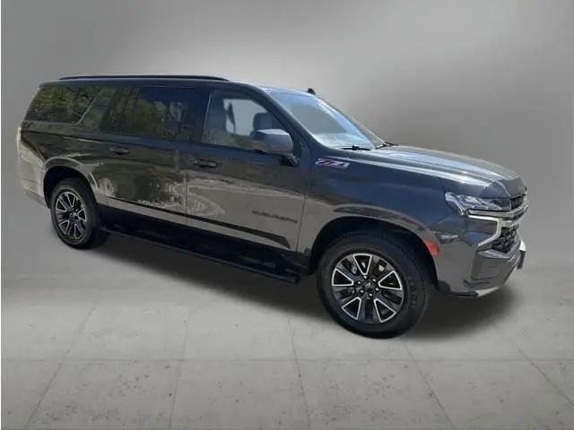 2022 Chevrolet Suburban 4WD Z71
