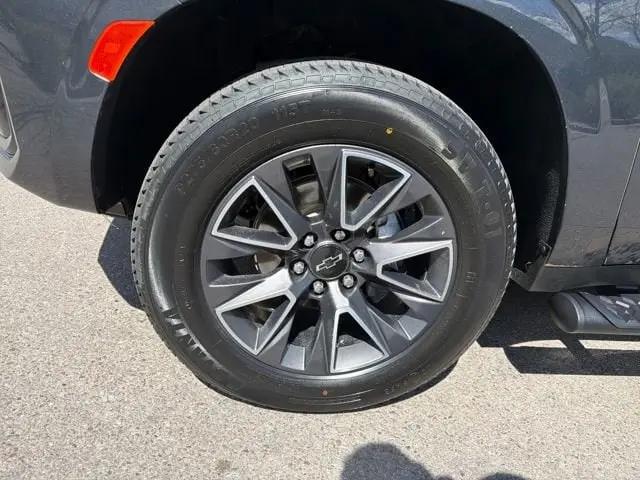 2022 Chevrolet Suburban 4WD Z71