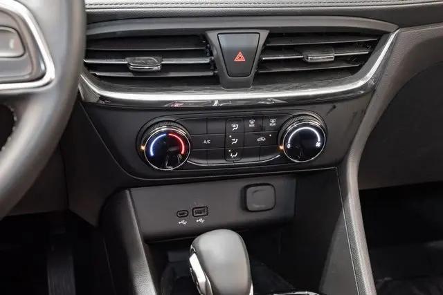 2025 Buick Encore GX Preferred FWD