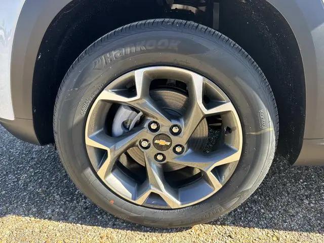 2026 Chevrolet Trax FWD LT