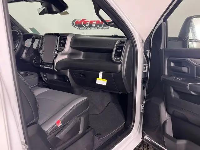 2026 Ram 3500 Tradesman Regular Cab 4x4 8' Box
