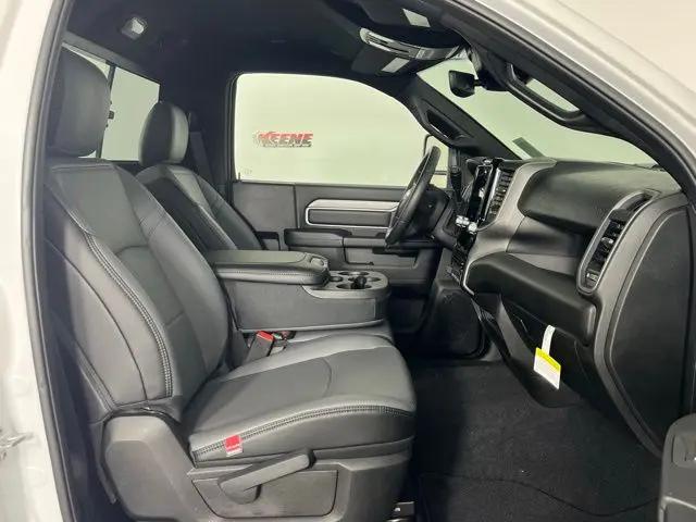2026 Ram 3500 Tradesman Regular Cab 4x4 8' Box