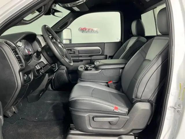 2026 Ram 3500 Tradesman Regular Cab 4x4 8' Box