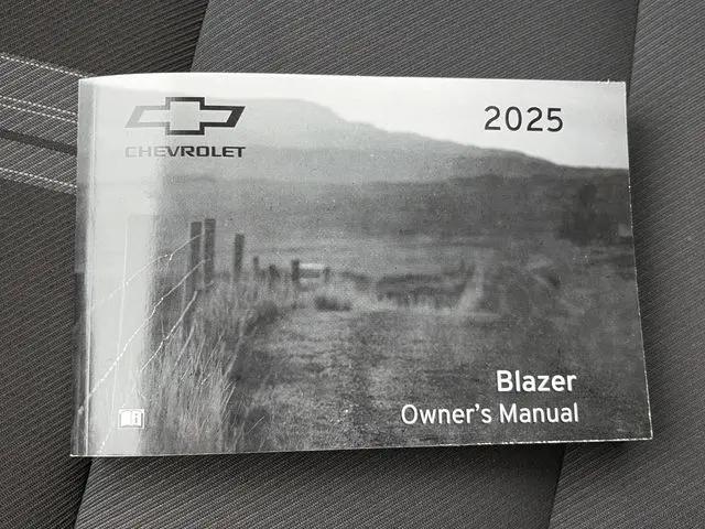2025 Chevrolet Blazer AWD 2LT