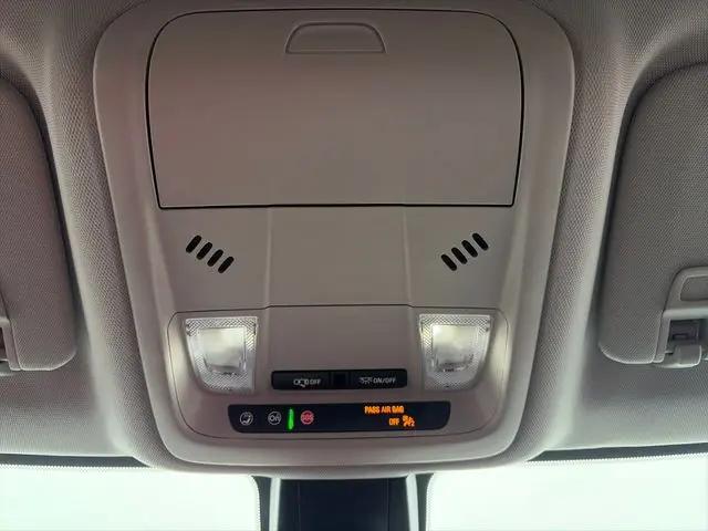 2025 Chevrolet Blazer AWD 2LT