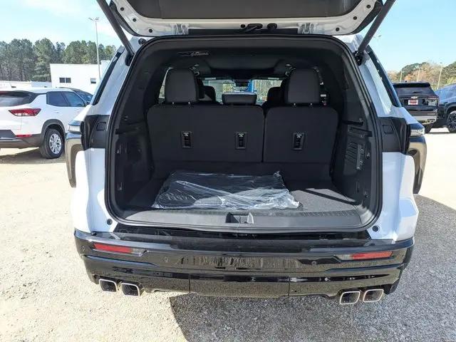 2026 Chevrolet Traverse FWD High Country