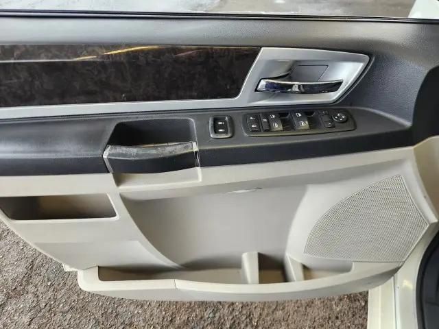 2010 Dodge Grand Caravan SXT