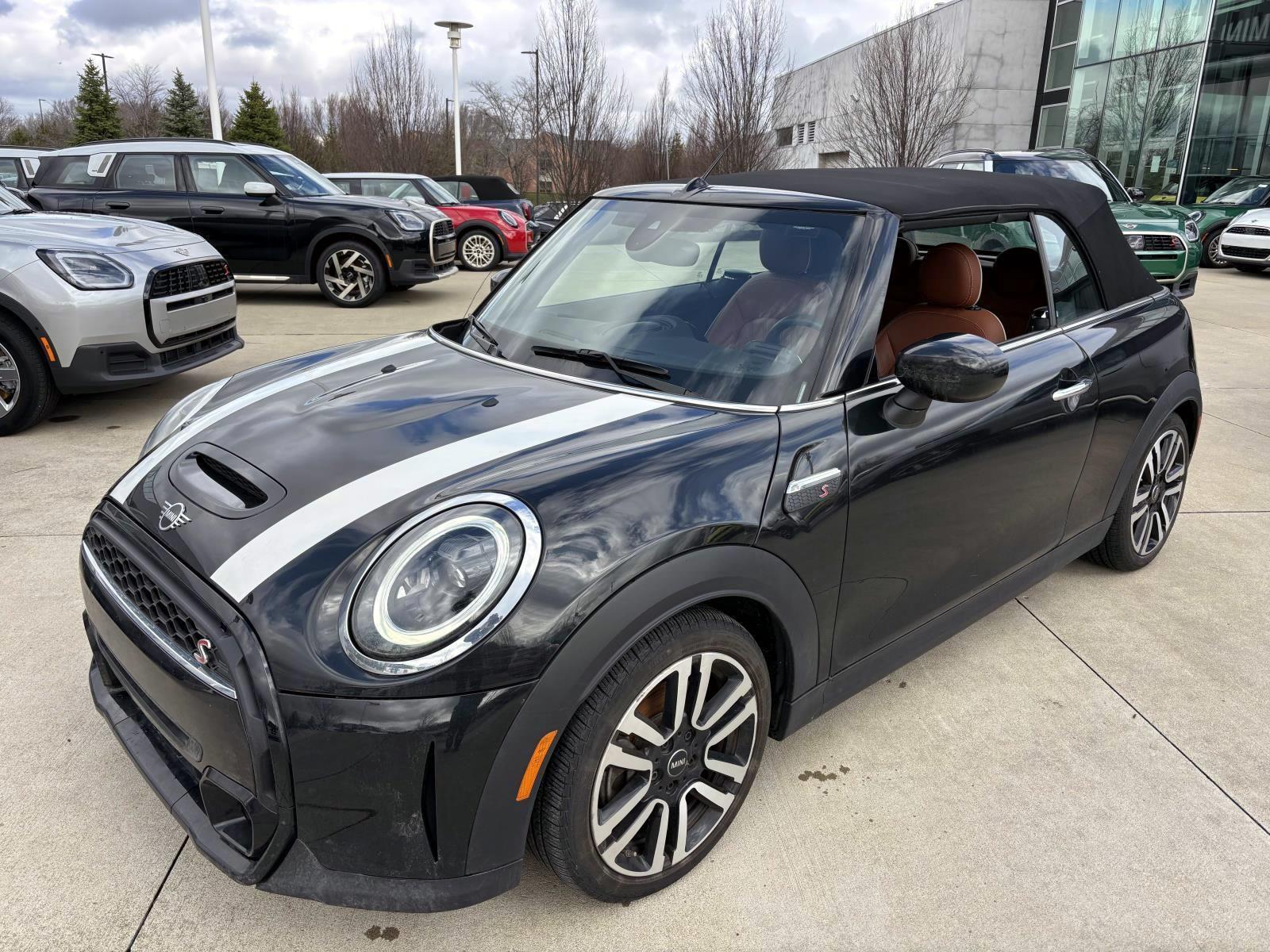 /2023 Mini Convertible