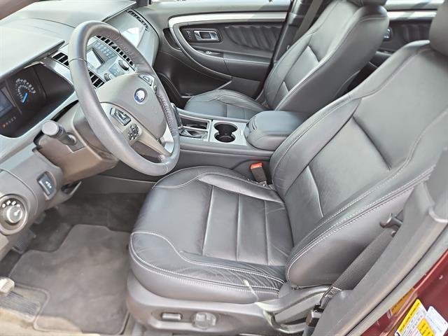 2018 Ford Taurus SEL