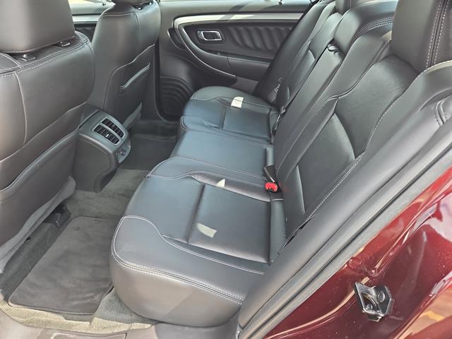 2018 Ford Taurus SEL