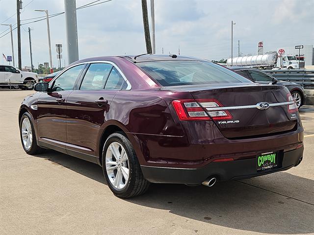 2018 Ford Taurus SEL