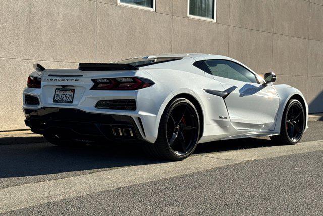 2025 Chevrolet Corvette E-Ray RWD Coupe 2LZ