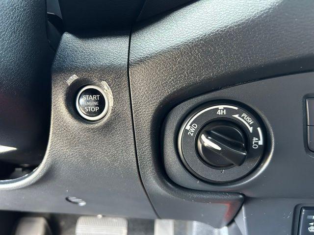 2023 Nissan Frontier Crew Cab PRO-4X 4x4