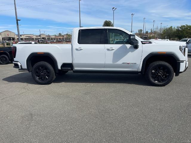 2026 GMC Sierra 2500HD Crew Cab, Standard Bed, AT4, 4WD