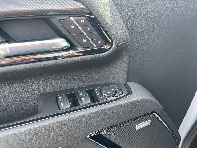2026 GMC Sierra 2500HD Crew Cab, Standard Bed, AT4, 4WD