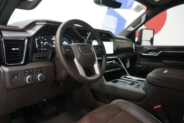 2026 GMC Sierra 2500HD Crew Cab, Standard Bed, Denali, 4WD