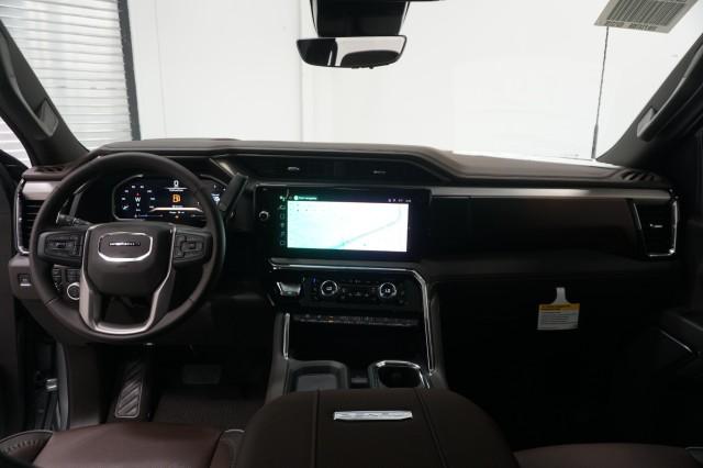 2026 GMC Sierra 2500HD Crew Cab, Standard Bed, Denali, 4WD