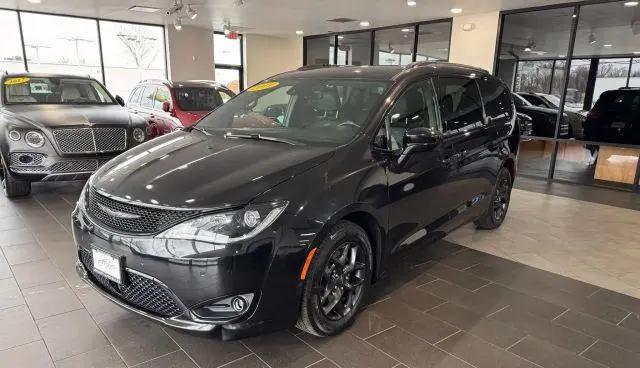 2019 Chrysler Pacifica Touring L Plus for sale in West Chicago, IL