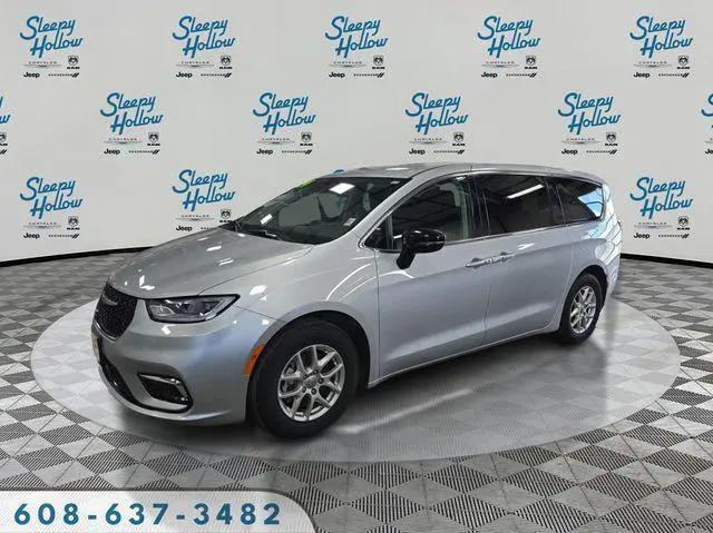 2024 Chrysler Pacifica Touring L for sale in Viroqua, WI