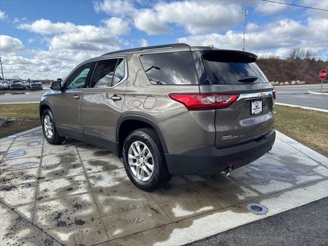 2020 Chevrolet Traverse AWD LT Cloth