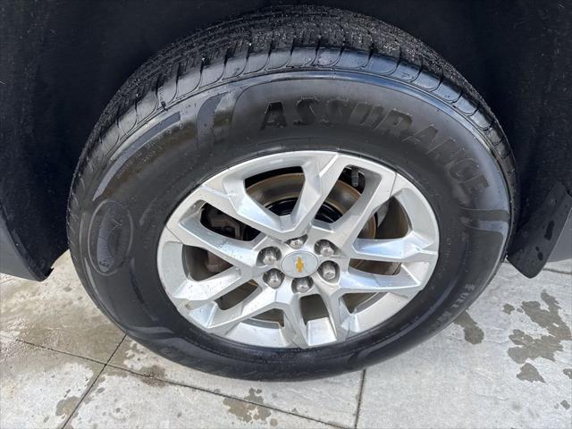 2020 Chevrolet Traverse AWD LT Cloth