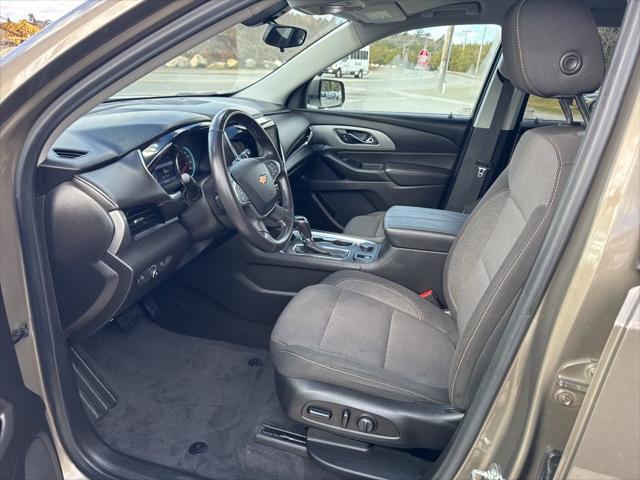 2020 Chevrolet Traverse AWD LT Cloth