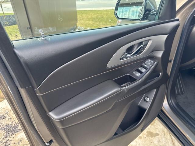 2020 Chevrolet Traverse AWD LT Cloth