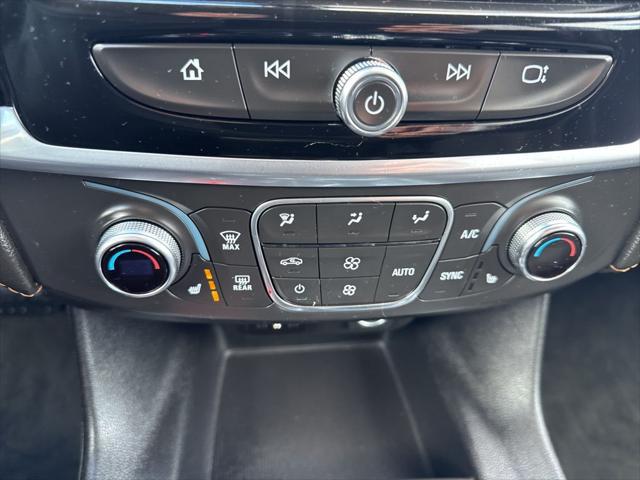 2020 Chevrolet Traverse AWD LT Cloth