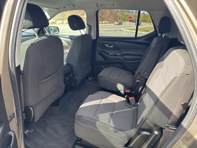 2020 Chevrolet Traverse AWD LT Cloth