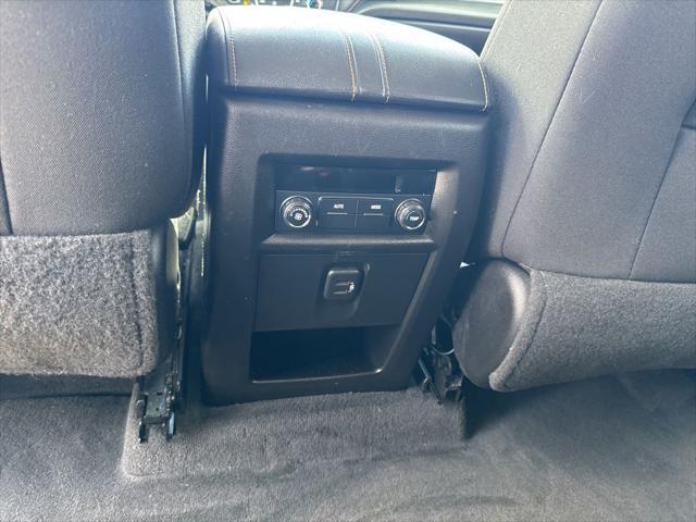 2020 Chevrolet Traverse AWD LT Cloth