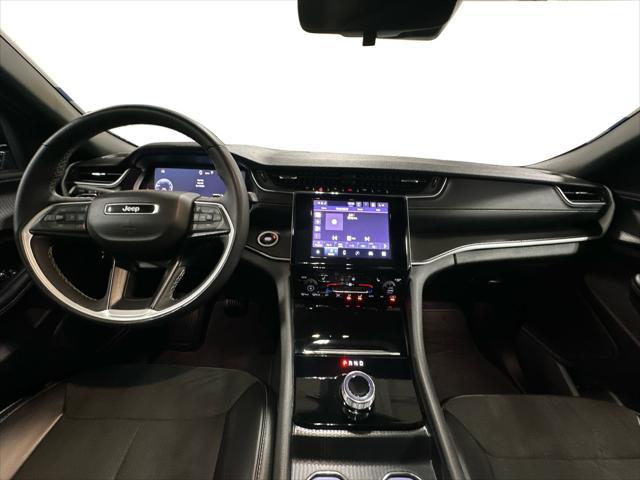 2025 Jeep Grand Cherokee L Altitude X 4x4