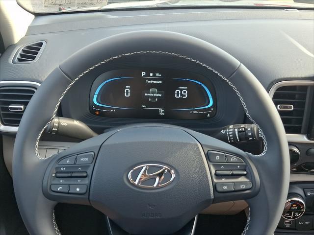 2026 Hyundai Venue SEL w/Two-Tone Roof