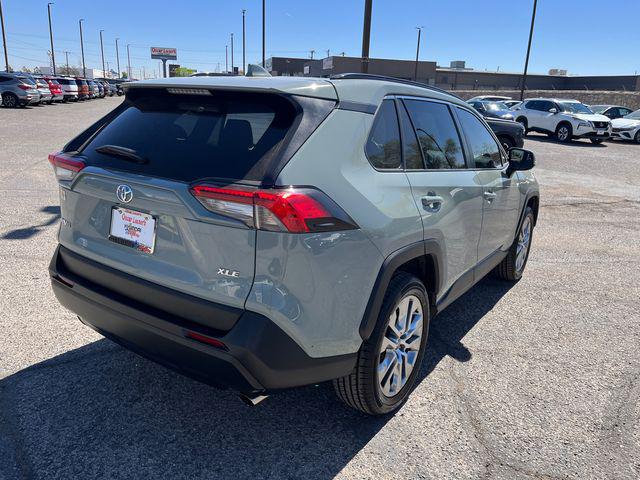 2020 Toyota RAV4 XLE Premium