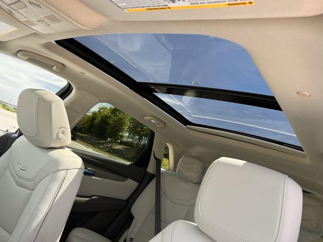 2026 Cadillac XT5 Premium Luxury FWD
