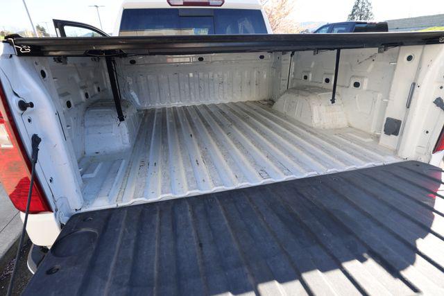 2021 Chevrolet Silverado 1500 2WD Crew Cab Short Bed LT