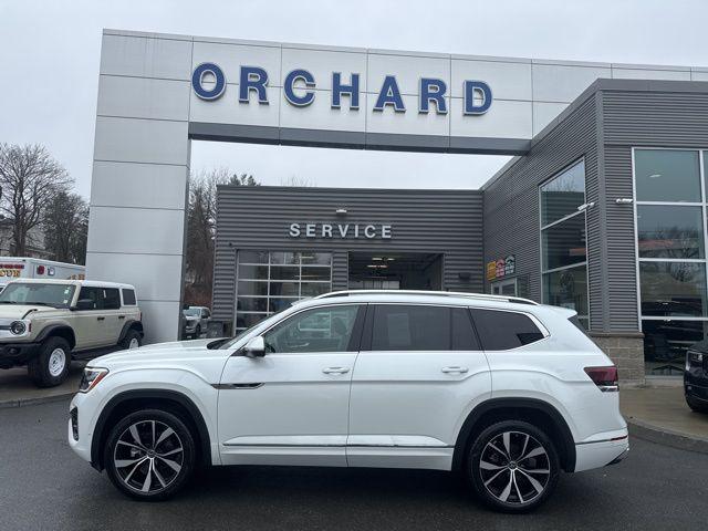 2024 Volkswagen Atlas 2.0T SEL Premium R-Line
