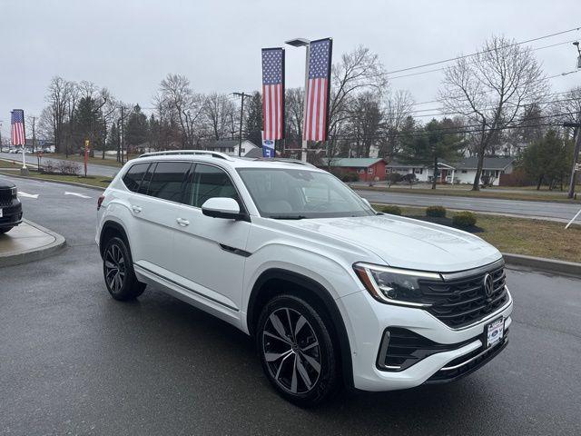 2024 Volkswagen Atlas 2.0T SEL Premium R-Line