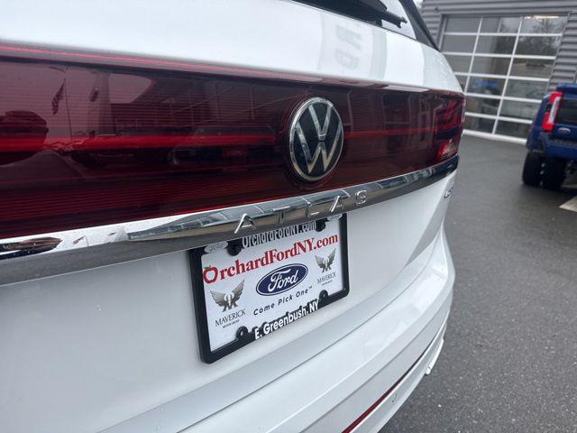 2024 Volkswagen Atlas 2.0T SEL Premium R-Line
