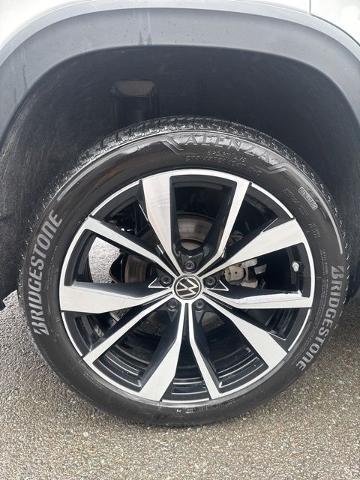 2024 Volkswagen Atlas 2.0T SEL Premium R-Line