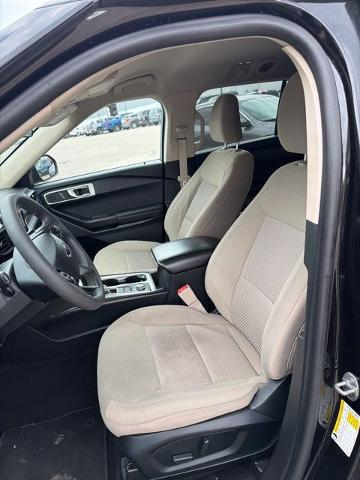 2022 Ford Explorer Base