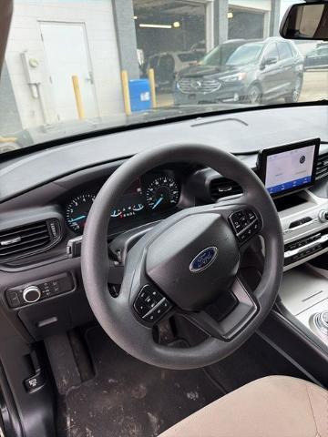 2022 Ford Explorer Base