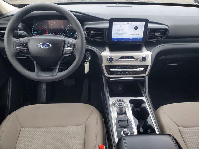 2022 Ford Explorer Base