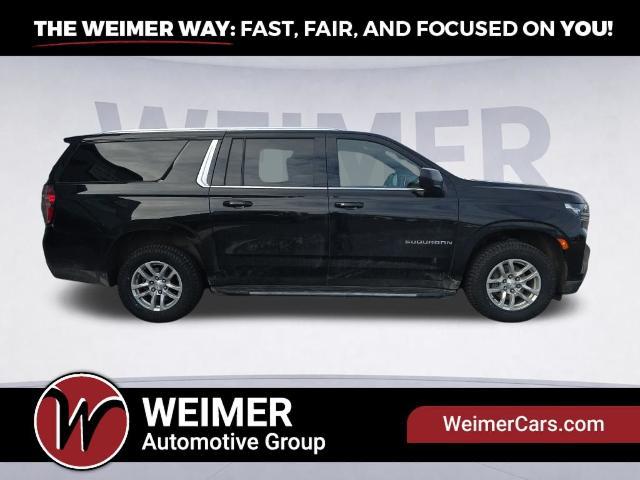 2022 Chevrolet Suburban 4WD LT