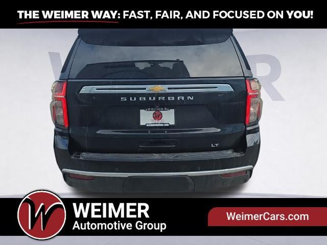 2022 Chevrolet Suburban 4WD LT