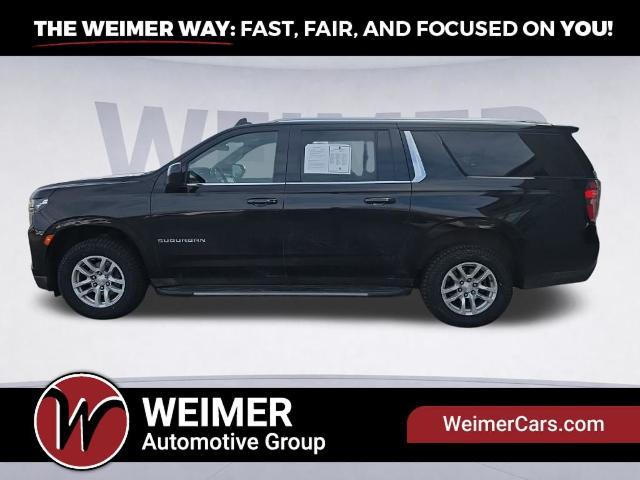 2022 Chevrolet Suburban 4WD LT
